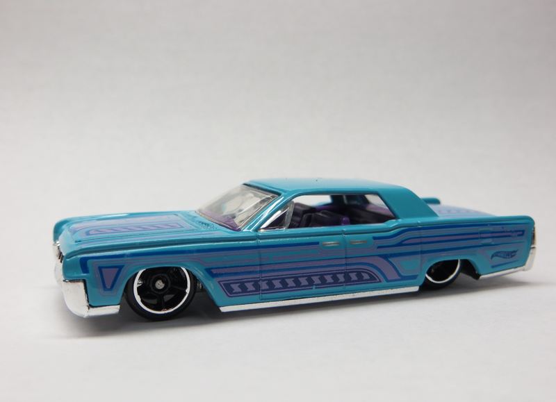 Illustration for article titled A few pics from my recent Hot Wheels haul! 993 FTW!